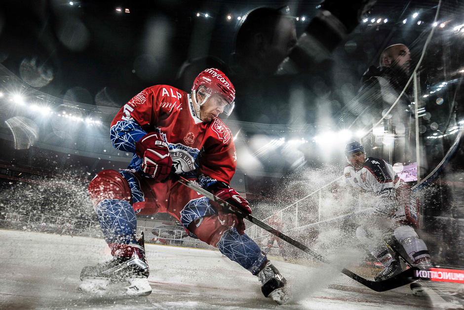 Lyon's defender Dominik Kramar vies for the puck during the French Ligue Magnus ice hockey match between Lyon and Grenoble at the Parc Olympique Lyonnais stadium in Decines-Charpieu, central-eastern France. PHOTO: AFP