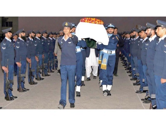 Guard of Honour being presented to evangelist Junaid Jamshed at the Nur Khan airbase. PHOTO: INP

