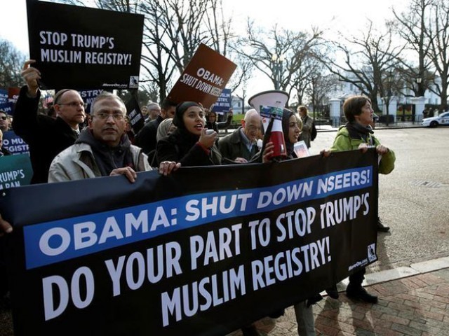 Members of Join MoveOn and DRUM impetus past a White House during a critique to close down a existent Muslim registry module NSEERS in Washington U.S., Dec 12, 2016. PHOTO: Reuters
