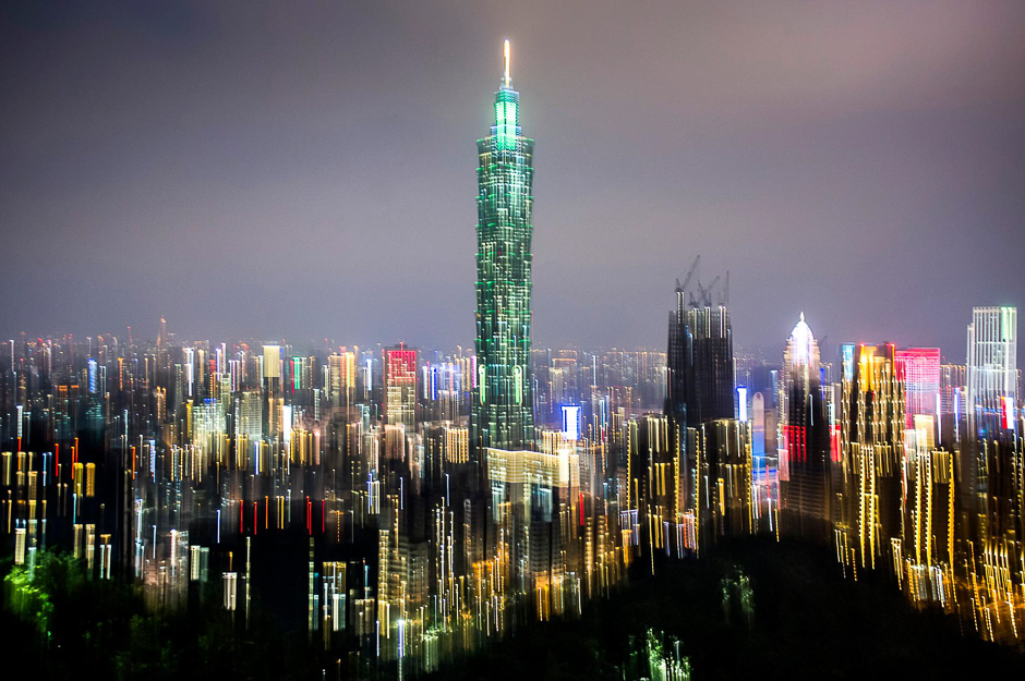 The capital of Taiwan, Taipei comes to vibrant life when the sun goes down. PHOTO: DINA LITOVSKY/NATIONAL GEOGRAPHIC