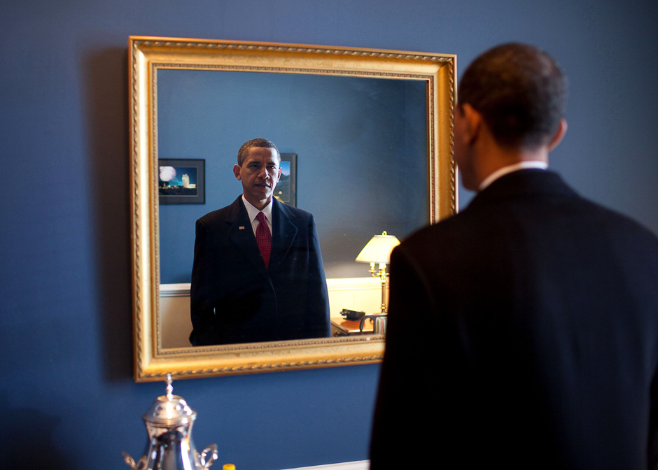 Obama takes one last look in the mirror, before going out to take oath, Jan. 20, 2009. PHOTO: PETE SOUZA