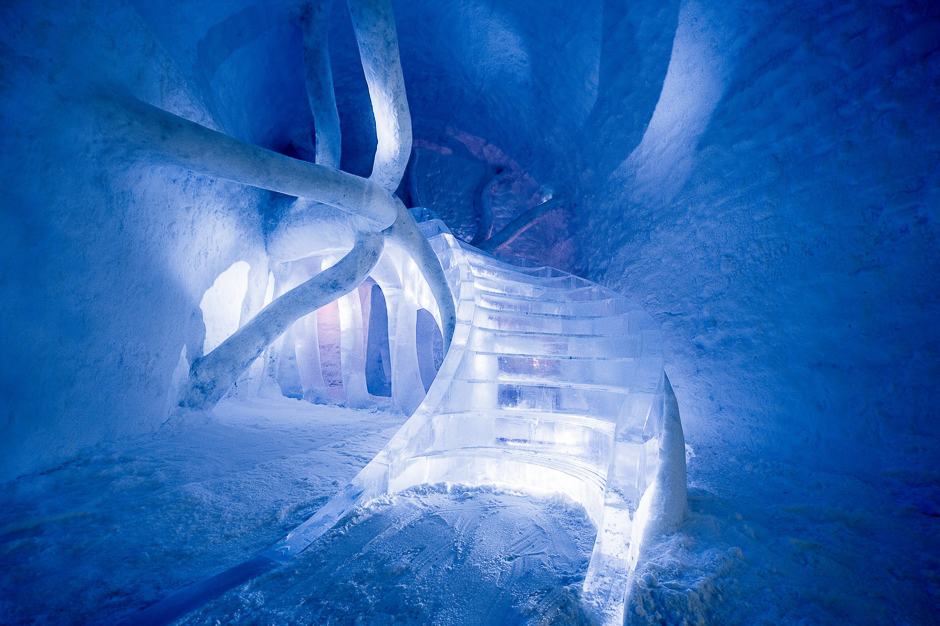 The suite also features a staircase of pure ice that winds from its entrance towards the âfloatingâ frozen bed. PHOTO: ASAF KILGER/ICE HOTEL 