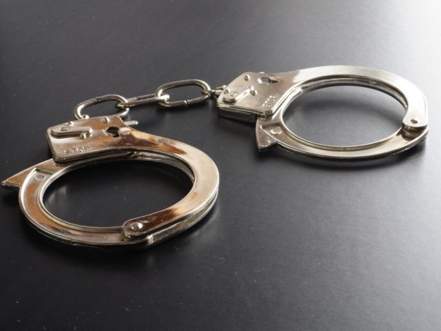 Bling ring: 5 people arrested for kidnapping for ransom | The Express ...