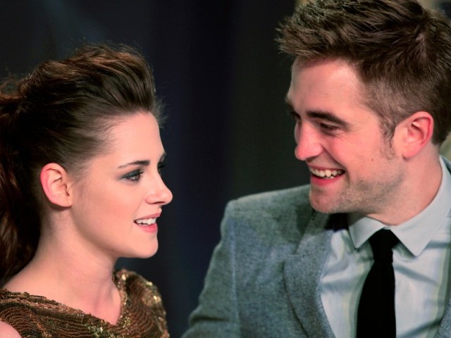 Kristen Stewart and Robert Pattinson. PHOTO: AFP