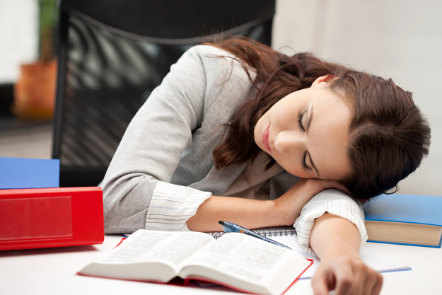 Falling asleep at your desk? 7 tips for keeping up with work | The ... marry