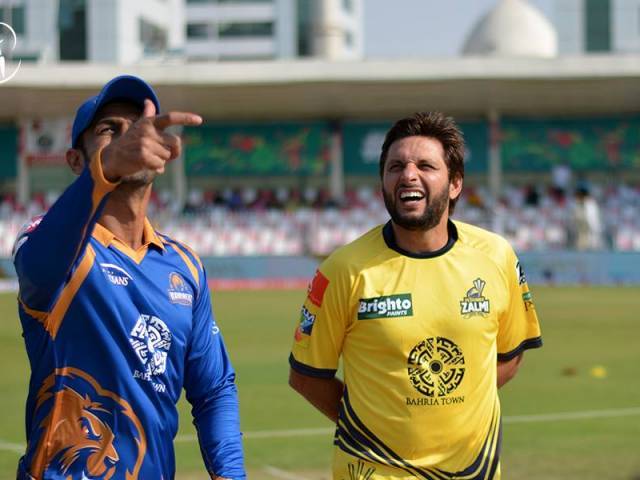 PSL 2016: Hodge inspires Peshawar to five-wicket victory over Karachi ...