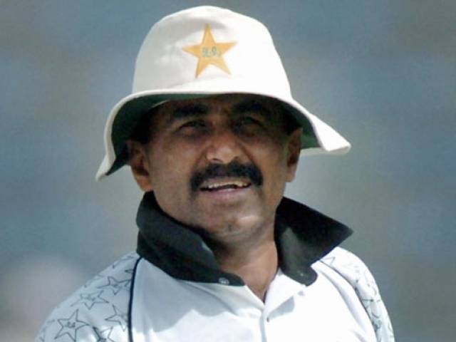 On this day: Pakistan’s greatest ever batsman was born | The Express ...