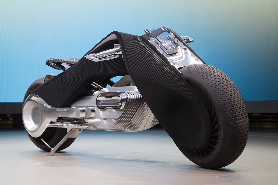 BMW presents its self-balancing motorcycle of the future ...