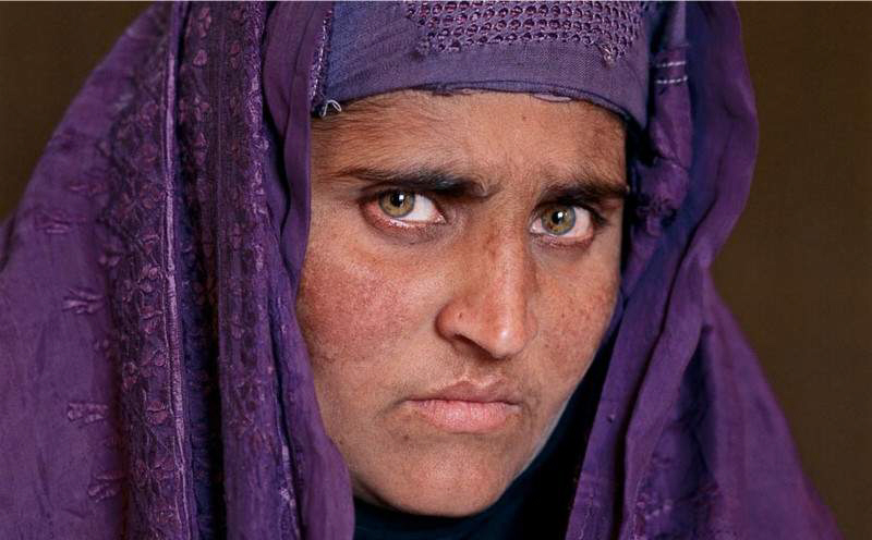 NatGeo's Afghan Girl Sharbat Gula To Travel To India | The Express Tribune