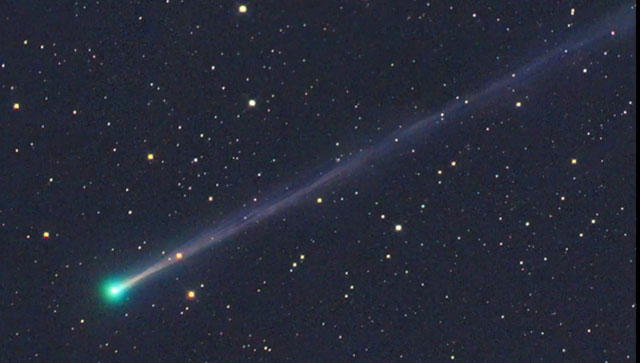 rare comet to zoom by earth this new year s eve