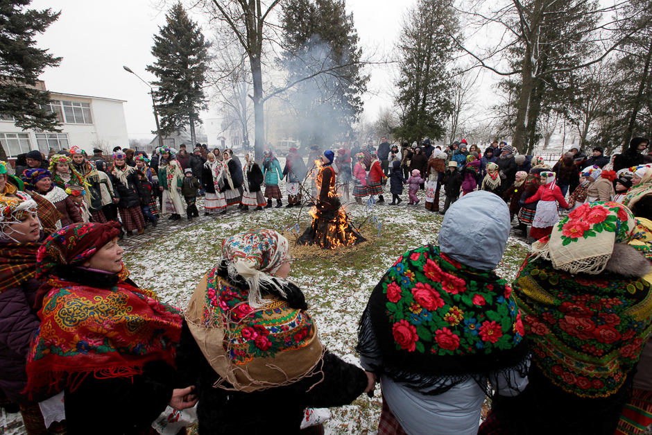 Villagers take part in a festive game during celebration of Maslenitsa, or Pancake Week, in the Rachen village, Belarus. PHOTO: REUTERS