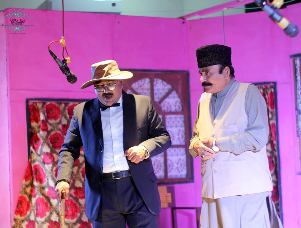 The play centres around an impostor who lands in Tharparkar pretending to be a British inquiry officer. Photo: Express