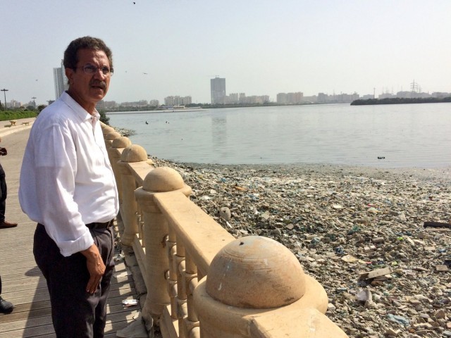 Karachi Mayor on a visit to Shaheed Benazir Bhutto Park. PHOTO: TWITTER