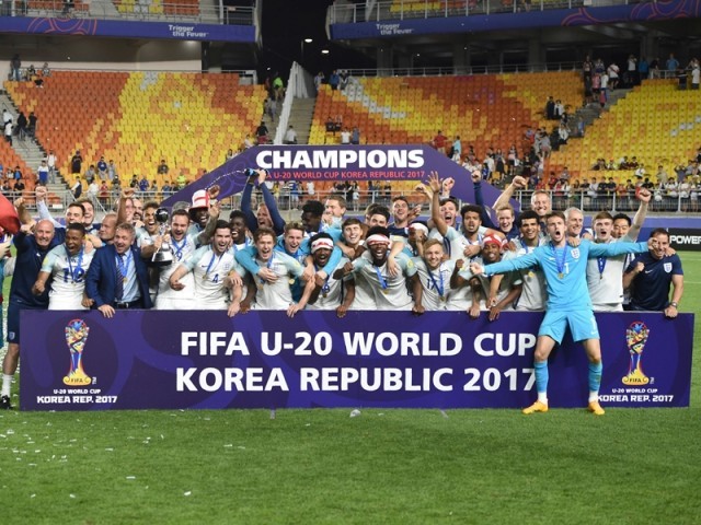 England clinch U20 World Cup title - The Express Tribune - 640 x 480 jpeg 114kB