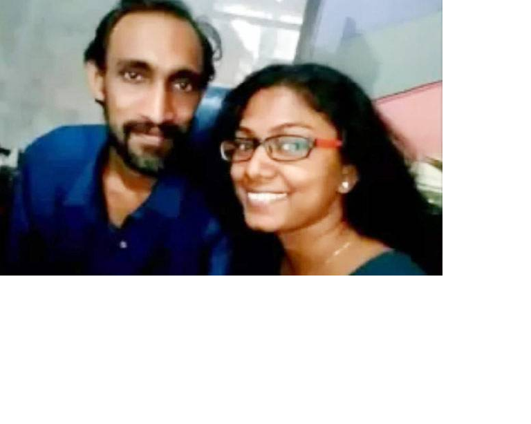 indian hotel denies hindu muslim couple a room