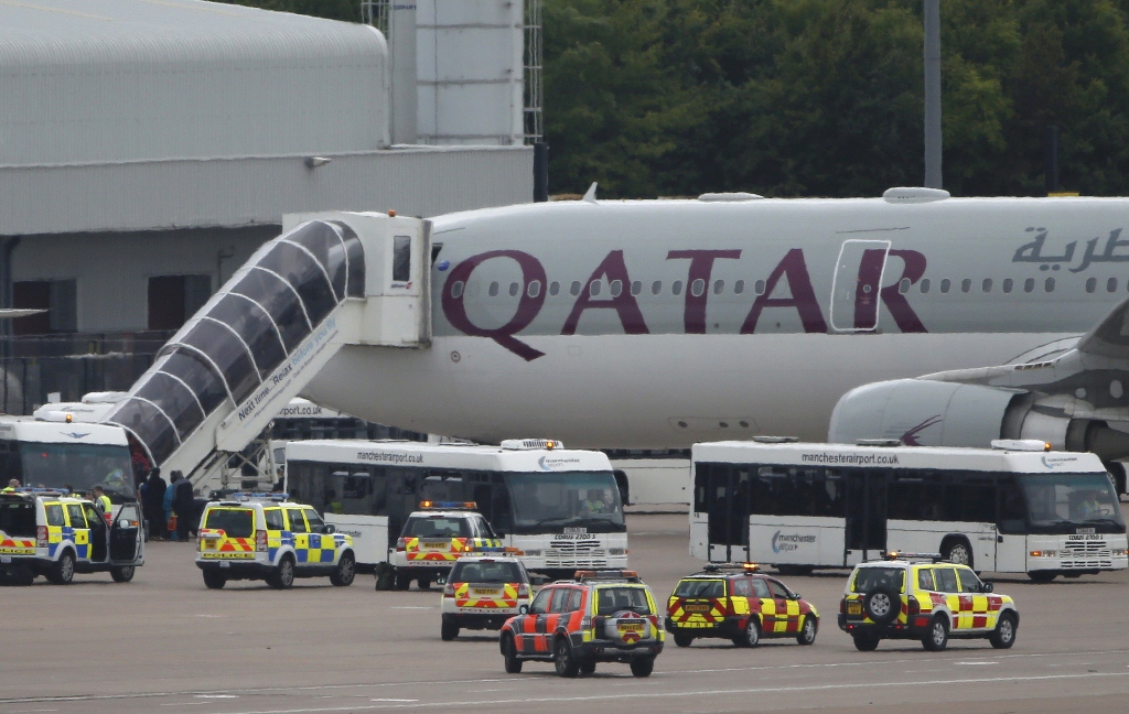 qatar airways gets off us laptop ban list