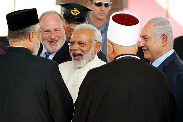 israel india look past defence to broaden commercial ties