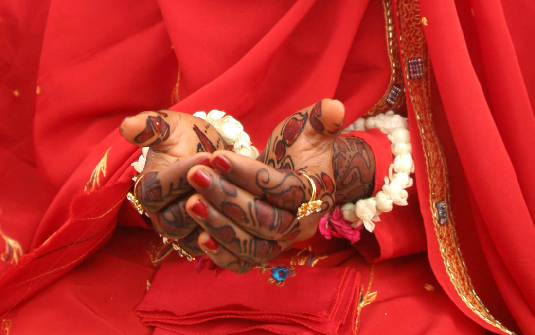 two indian women get married in defiance of law