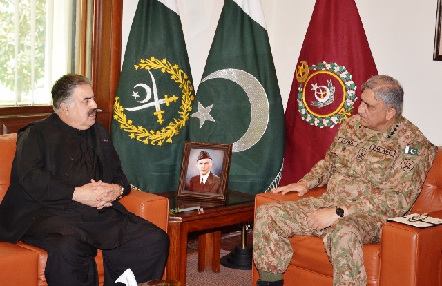 balochistan chief minister nawab sanaullah khan zehri in a meeting with army chief general qamar javed bajwa at the general headquarters rawalpindi on july 6 2017 photo ispr