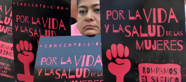 el salvador jails teenage rape survivor for 30 years