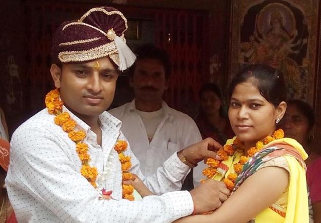 varsha sahu dubbed quot revolver rani quot at her wedding in hamirpur with ashok yadav photo courtesy hindustan times