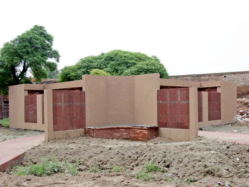 wcla to add more toilets at lahore fort