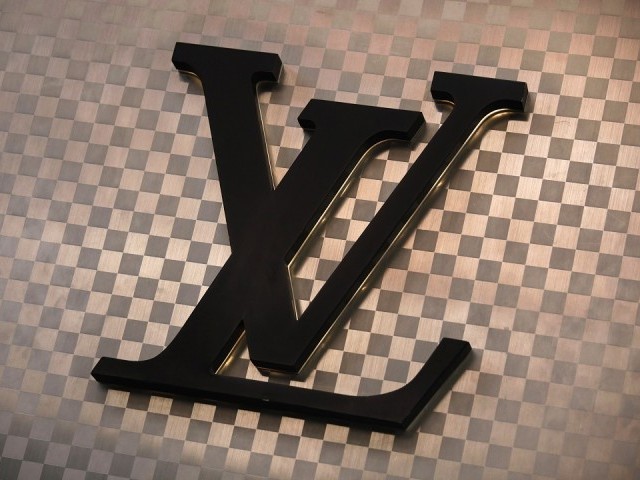 Louis Vuitton launches e-commerce website in China | The Express Tribune