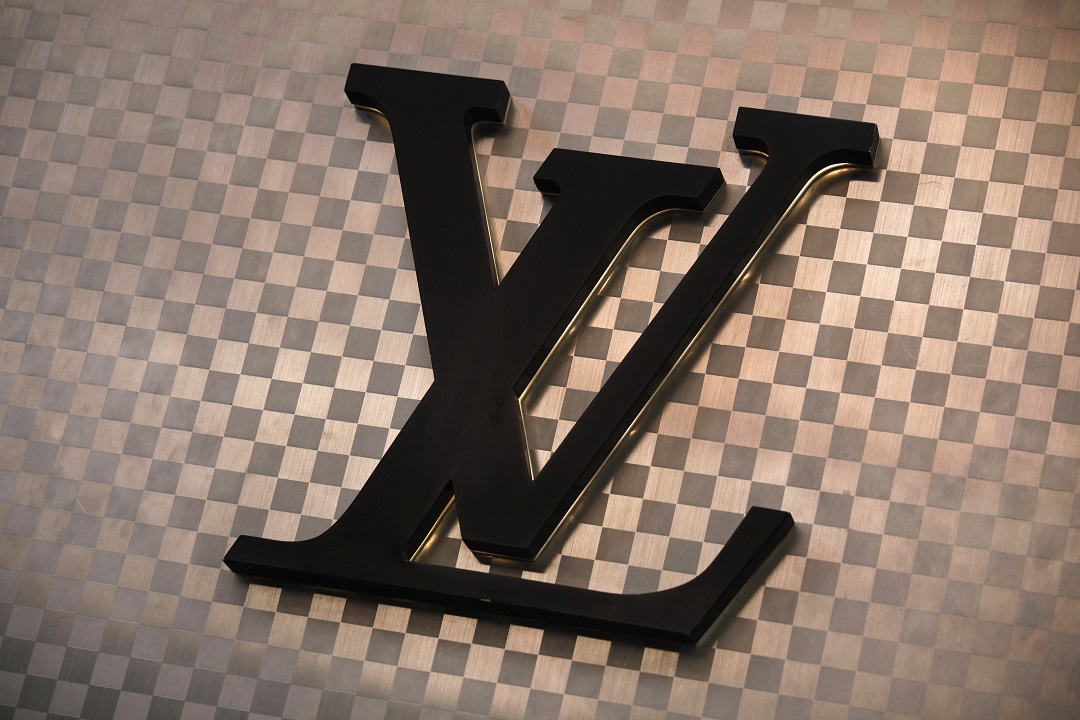 Louis Vuitton launches e-commerce website in China