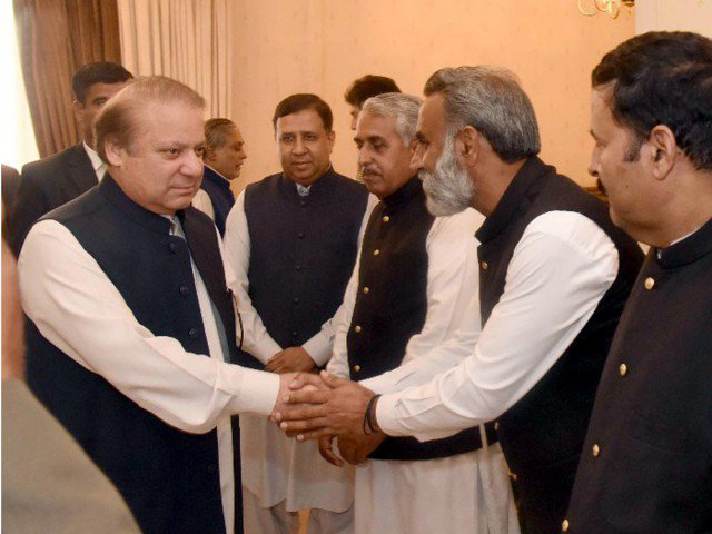 nawaz sharif leaves pm house photo inp