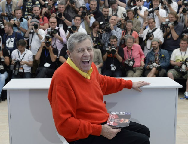 US comedian Jerry Lewis poses at the 2013 Cannes Film Festival AFP/File / ANNE-CHRISTINE POUJOULAT