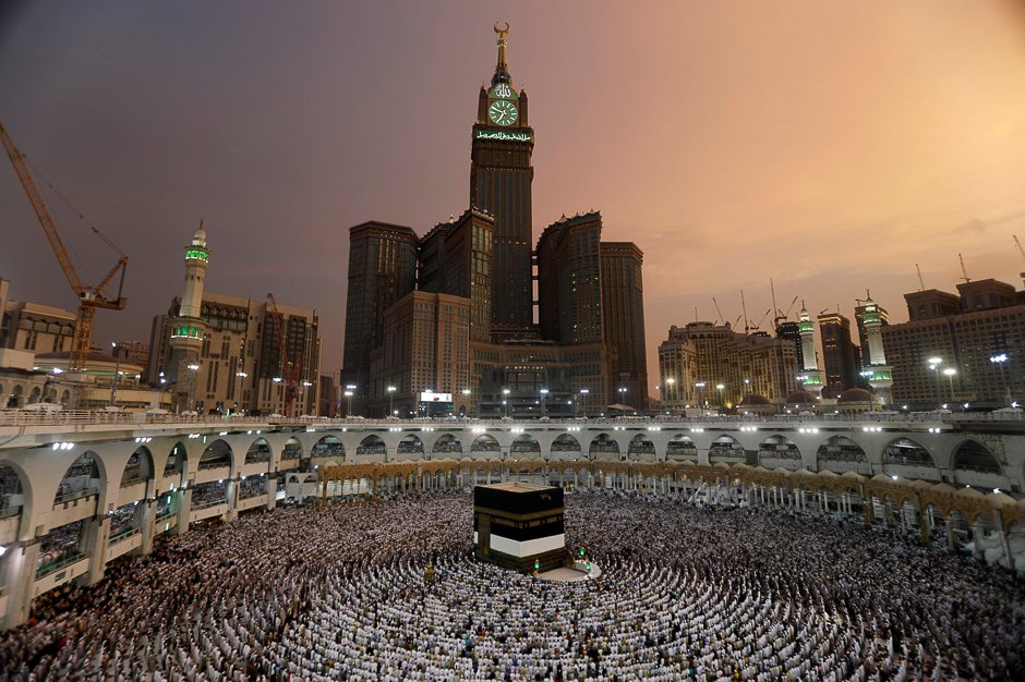 Worshippers pray in front of the Holy Kaaba prior to the start of the Hajj. PHOTO: AFP