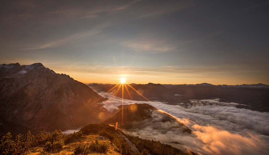The sun rises over mountain summits in the Austrian village of Absam, Austria. PHOTO: REUTERS