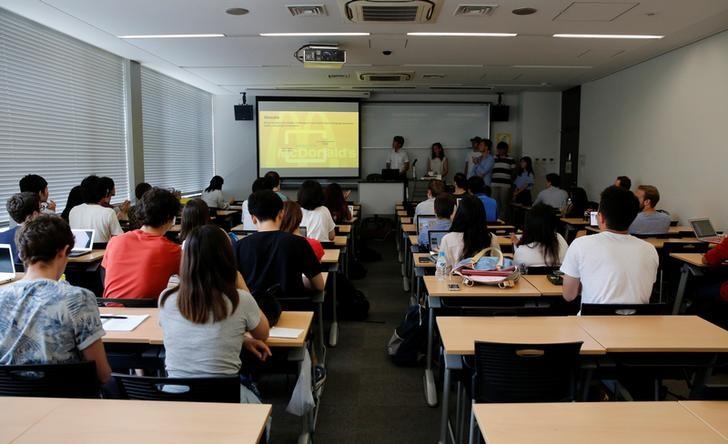 students-attend-a-class-at-the-keio-university-in-tokyo-2-2-2-2