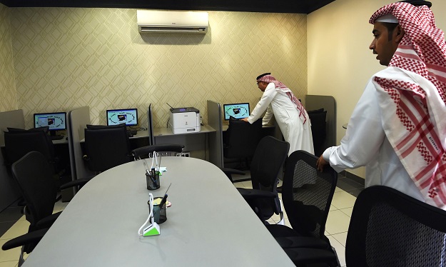 A picture shows a computer room at the Mohammed bin Nayef Center for Counseling and Advice. PHOTO: AFP
