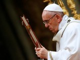 pope-francis-leads-the-christmas-night-mass-in-saint-peters-basilica-at-the-vatican