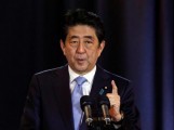japanese-pm-shinzo-abe-gestures-during-a-press-conference-in-buenos-aires-argentina-2-2-2-2