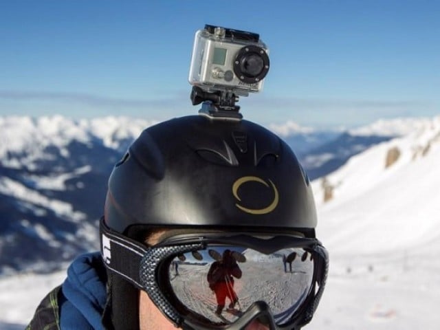 GoPro cuts 200-300 jobs