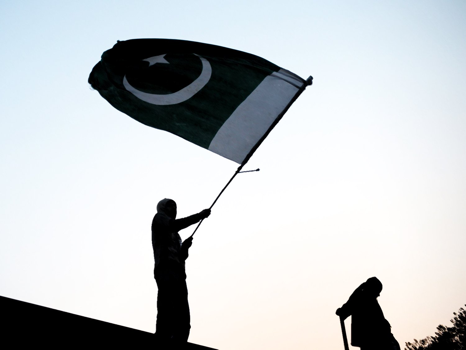 pakistan-flag-afp-2-2-2-2-2-2-3-3-2-2-2-2-2