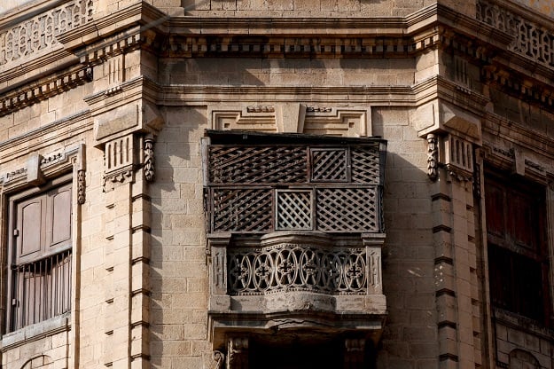The balcony of a building, built in the British colonial period, is seen in Karachi, Pakistan, February 1, 2018. PHOTO: Reuters