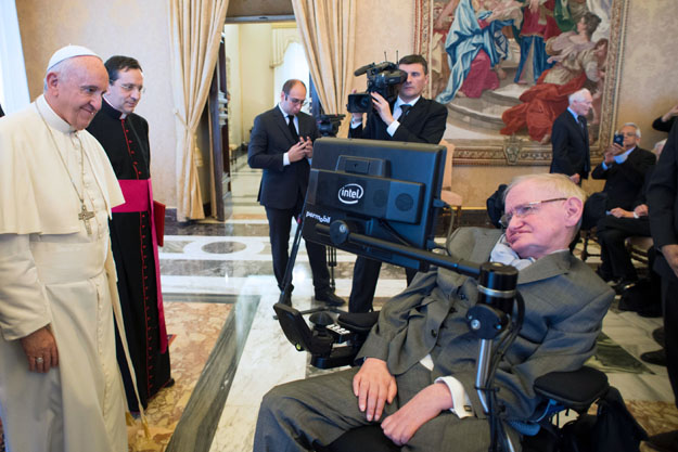 n this file photo taken on November 28, 2016 Pope Francis (L) meets with English theoretical physicist and cosmologist Stephen Hawking at the Vatican on November 28, 2016. PHOTO: AFP