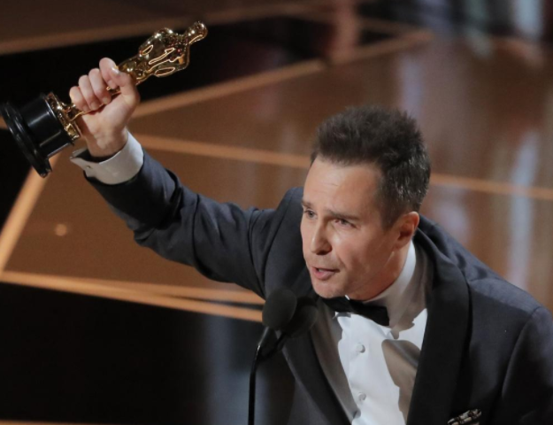 90th Academy Awards - Oscars Show - Hollywood, California, U.S., 04/03/2018 - Sam Rockwell wins Best Supporting Actor Oscar for Three Billboards Outside Ebbing, Missouri. REUTERS/Lucas Jackson 