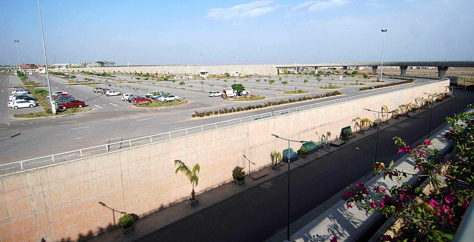View wide range parking facility of the newly constructed international airport. Photo: APP