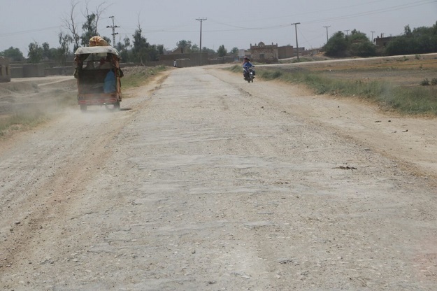 Rundown road in Qamber district. PHOTO: EXPRESS