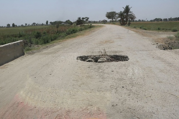 Rundown road in Qamber district. PHOTO: EXPRESS