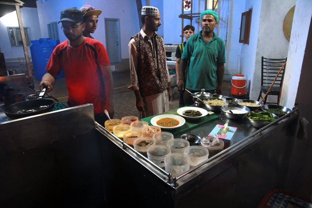 According to a waiter, kuriro, beh, chawar ji mani and busri are the most popular dishes served at the cafe. PHOTO: ATHAR KHAN