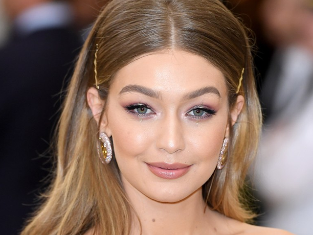 Palestinian Youth Pledge Support To Gigi Hadid The Express