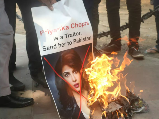 Image result for priyanka chopra apology tweet