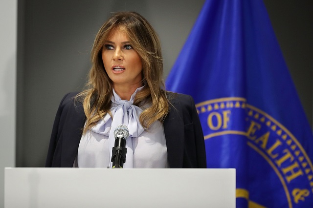 ROCKVILLE, MD - AUGUST 20: U.S. first lady Melania Trump delivers remarks during a Federal Partners in Bullying Prevention summit. PHOTO: AFP