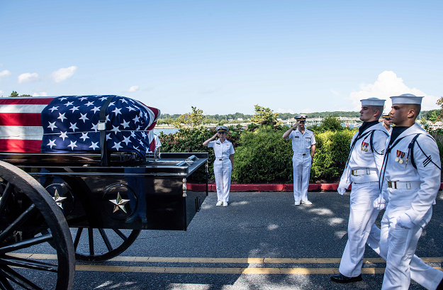 US Navy, midshipmen salute late Senator John McCain. PHOTO:AFP