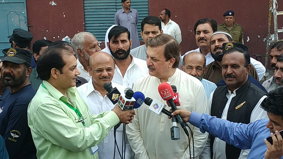 Humayun Akhtar visiting polling stations and talking to Media in the context of the arrangements on Polling day. PHOTO: TWITTER @ @InsafPK